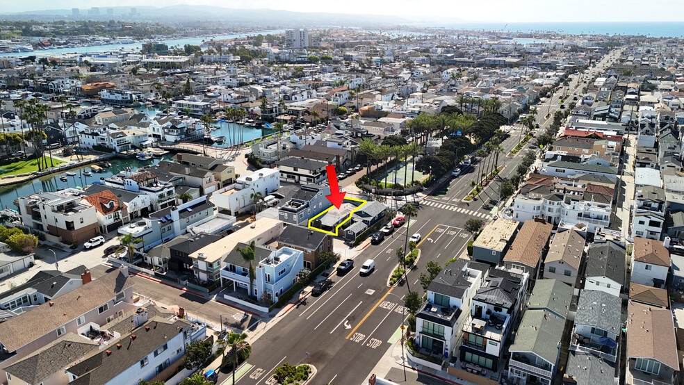 More Photos Of 207 38th St, Newport Beach Multifamily For Sale