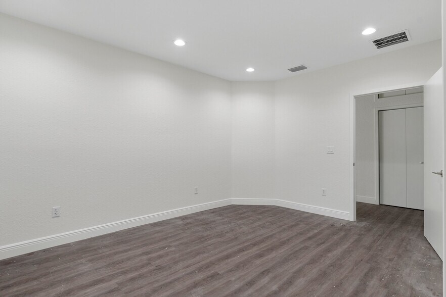 More Photos Of 2519 Highway 44 W, Inverness Office For Sale