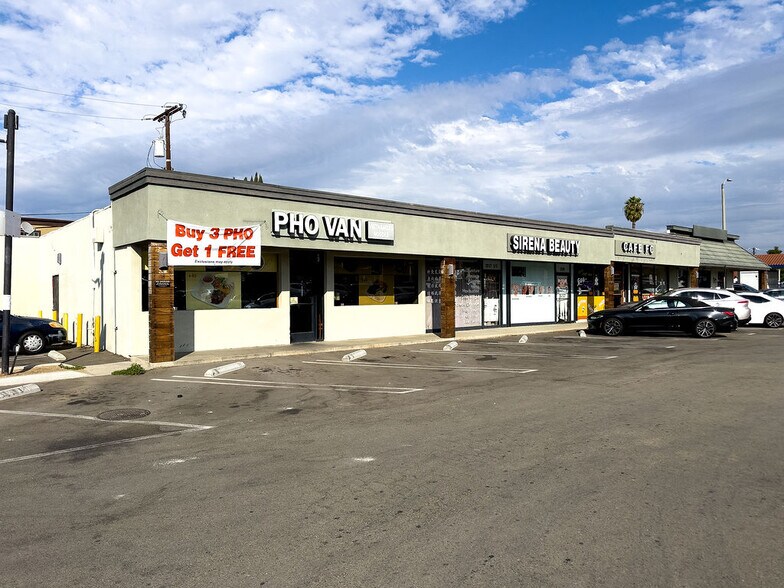 More Photos Of 2025-2047 S Hacienda Blvd, Hacienda Heights Unknown For Lease