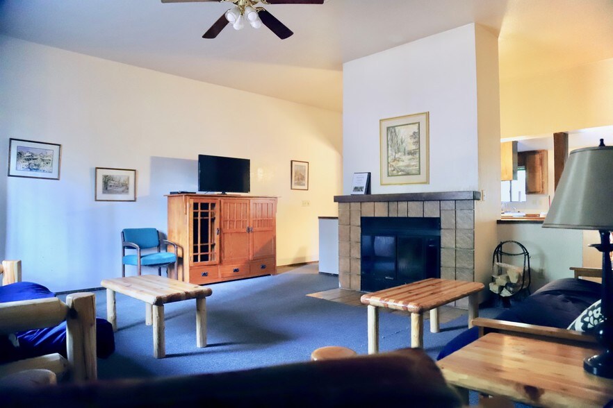 More Photos Of 500 Dodge Ridge Rd, Pinecrest Hotel For Sale