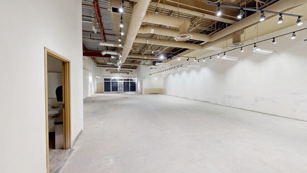 More Photos Of 8888 NW Country Hills Blvd, Calgary Unknown For Lease