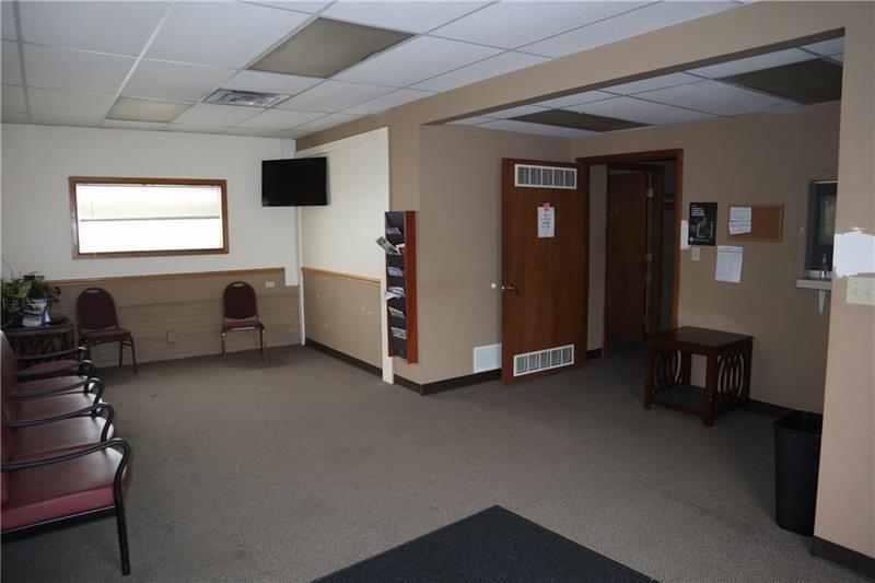 More Photos Of 90 Chamber Plz, Charleroi Medical For Sale