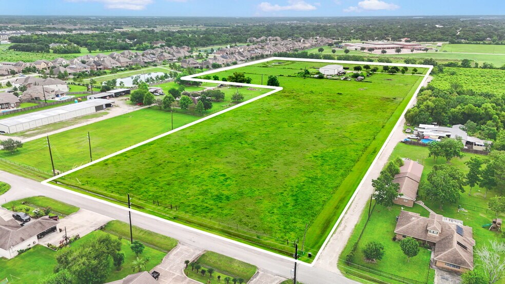 More Photos Of 3525 County Road 107F, Pearland Land For Sale