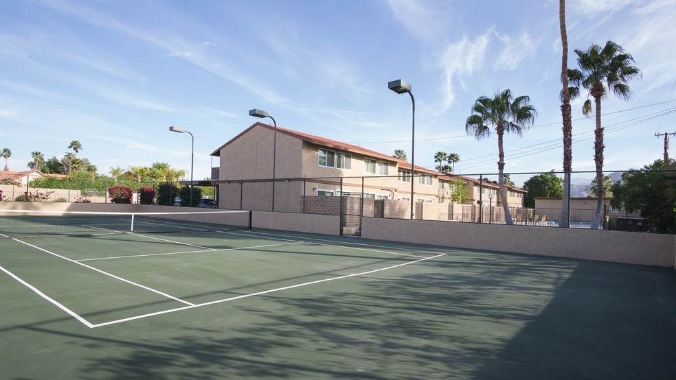 Primary Photo Of 69180 Victoria Dr, Cathedral City Apartments For Sale