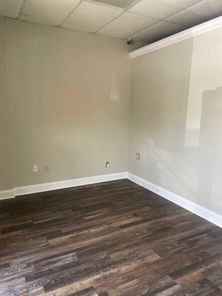 More Photos Of 179-191 Donmoor Ct, Garner Light Manufacturing For Lease