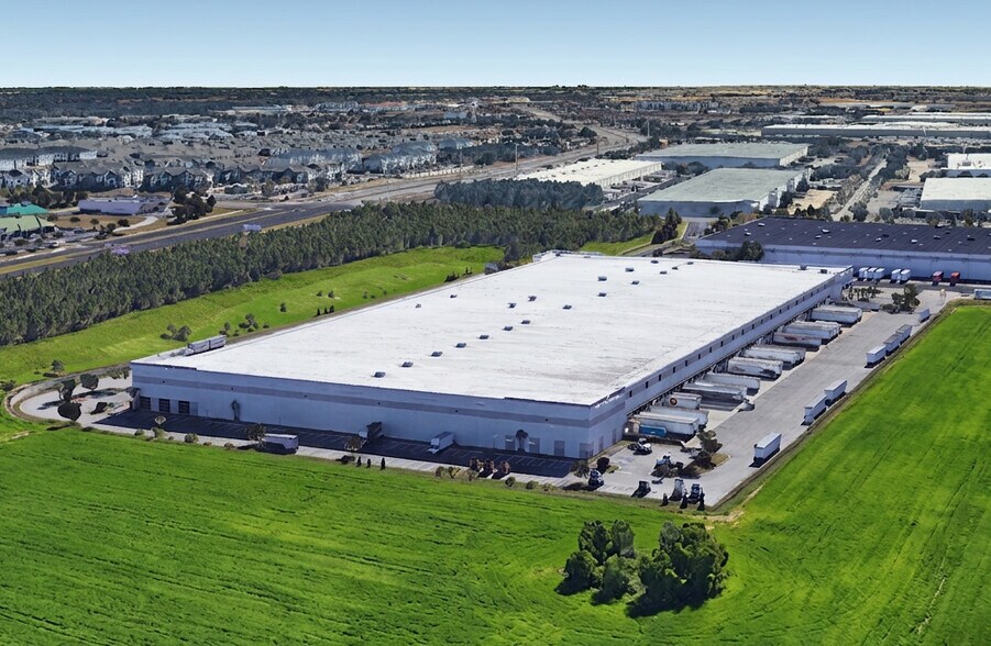 More Photos Of 220 Deen Still Rd, Davenport Distribution For Lease