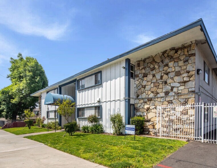 More Photos Of 2352 Leroy St, San Bernardino Apartments For Sale