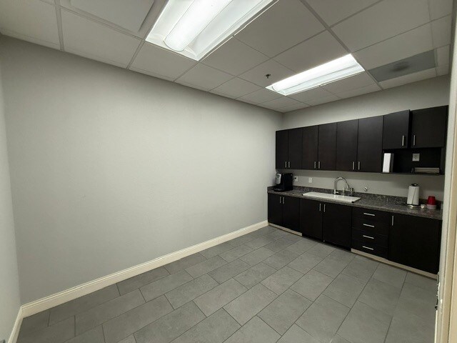 More Photos Of 900 Grier Dr, Las Vegas Office For Lease