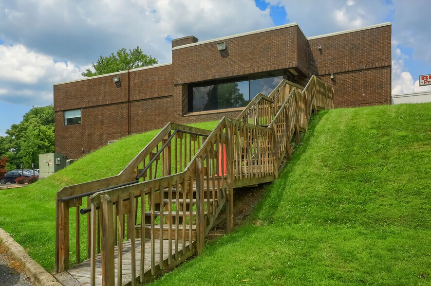 More Photos Of , New Castle Office For Sale