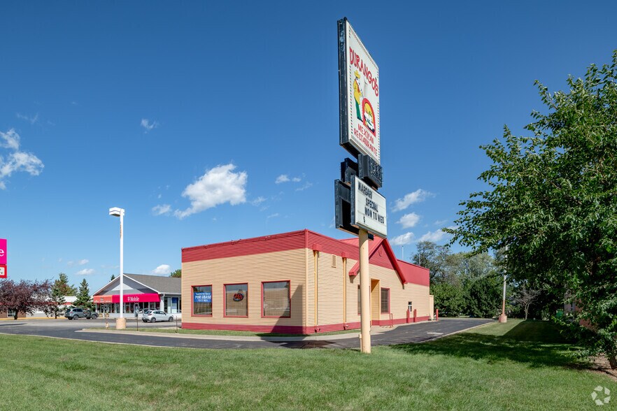 Primary Photo Of 2070 S Koeller St, Oshkosh Restaurant For Sale