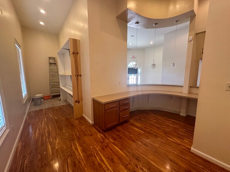 More Photos Of 1255 Commercial Dr SW, Conyers Medical For Sale