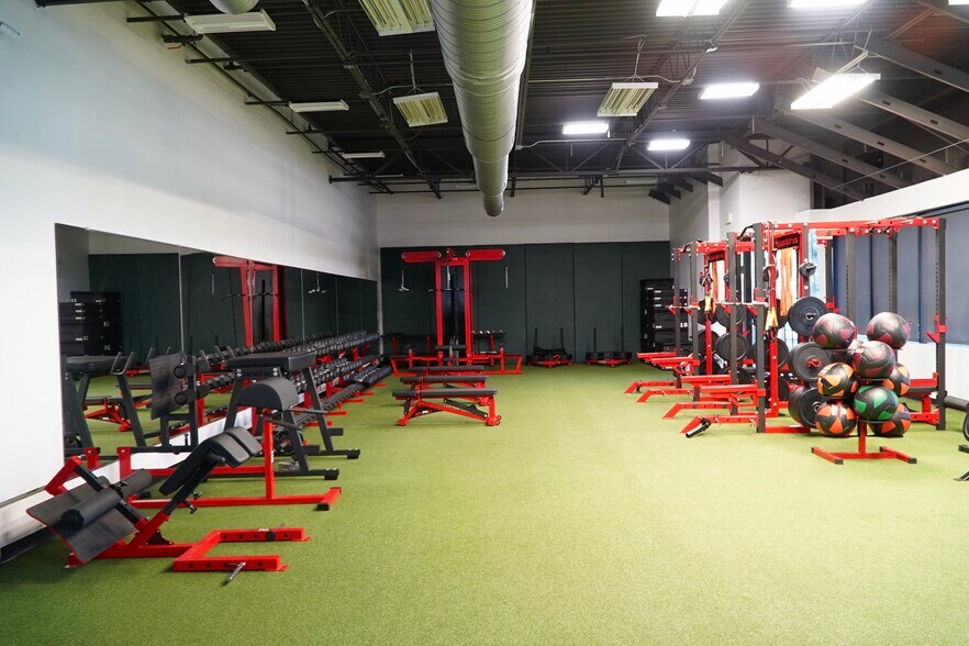 More Photos Of 5850 W Cypress St, Tampa Office For Lease