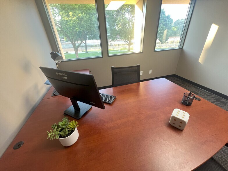 More Photos Of 300 3rd Ave SE, Rochester Coworking Space