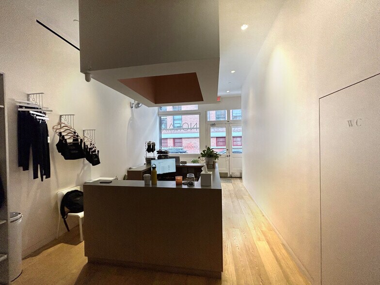 More Photos Of 68 Thomas St, New York Apartments For Sale