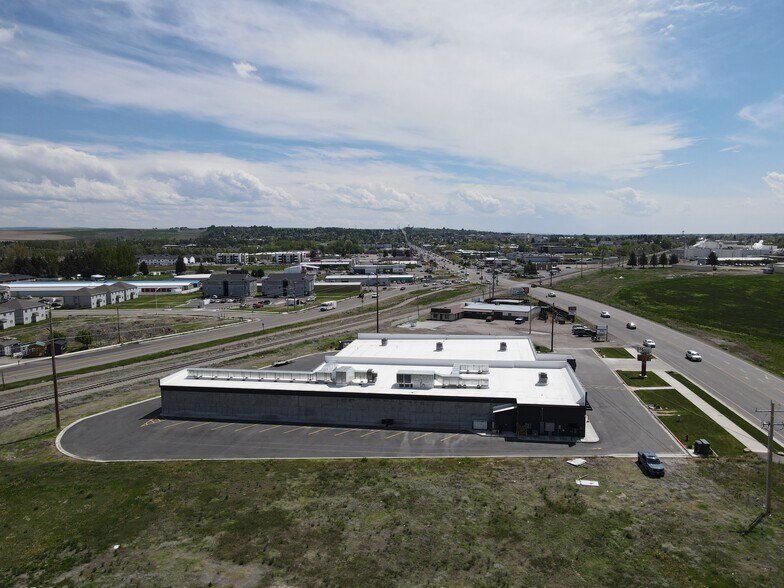 More Photos Of 870 N 2nd E, Rexburg General Retail For Lease