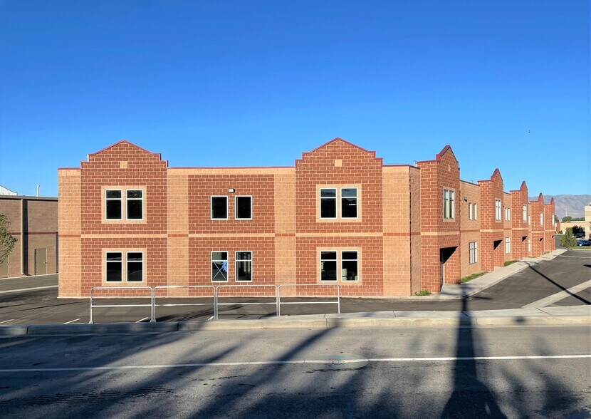 More Photos Of 1280 S 1380 W, Orem Flex For Lease