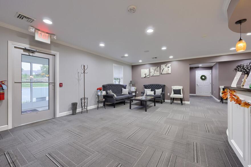 More Photos Of 250 N Reading Rd, Ephrata Office For Sale