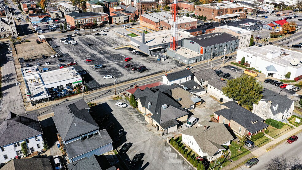 More Photos Of 1026-1038 Chestnut St, Bowling Green Restaurant For Sale