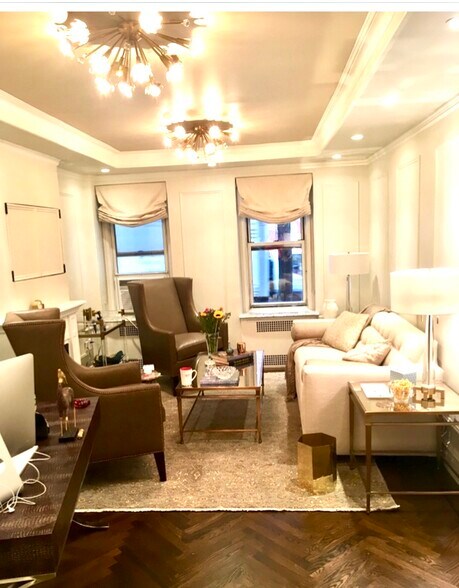 More Photos Of 225 E 47th St, New York Apartments For Sale