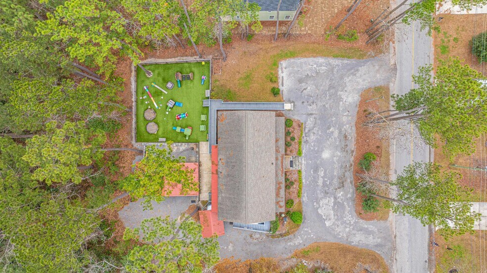 More Photos Of 141 Limehouse Dr, Summerville Daycare Center For Sale