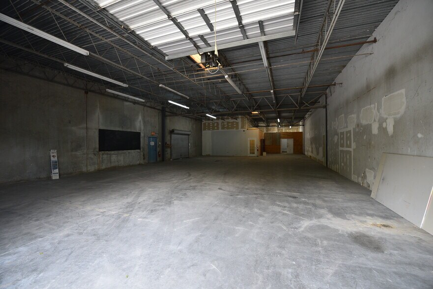 More Photos Of 1209 Tech Blvd, Tampa Loft Creative Space For Lease