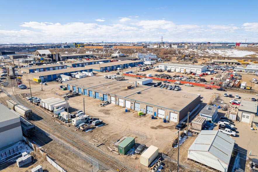 More Photos Of 4150 14A St SE, Calgary Warehouse For Lease