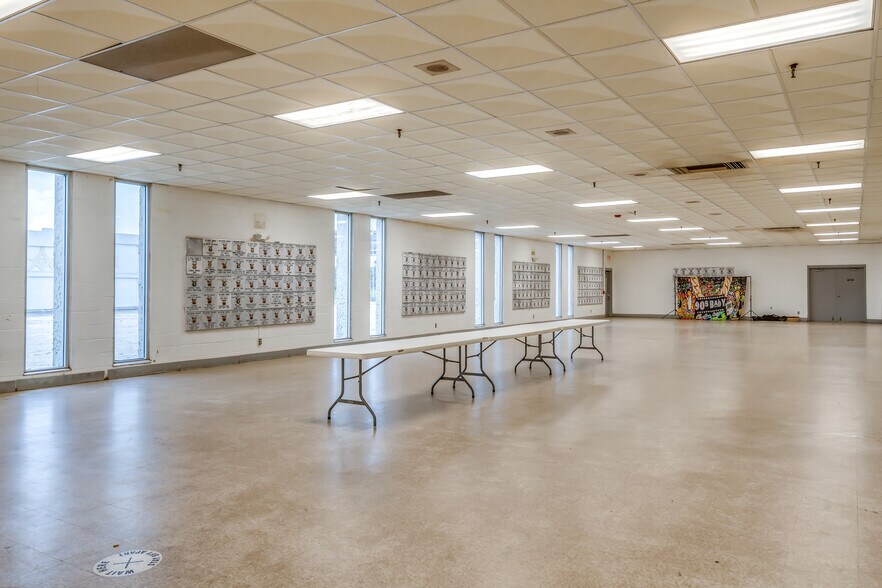 More Photos Of 555 Eastern Blvd, Montgomery Lodge Meeting Hall For Sale