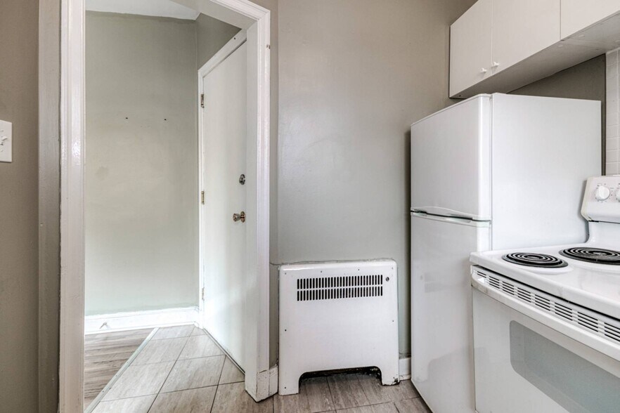 More Photos Of 99 Douglas St, Sudbury Apartments For Sale