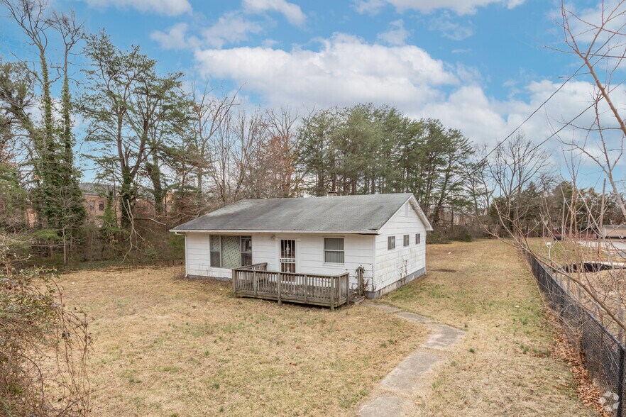 More Photos Of 6320 Grovedale Dr, Alexandria Daycare Center For Sale