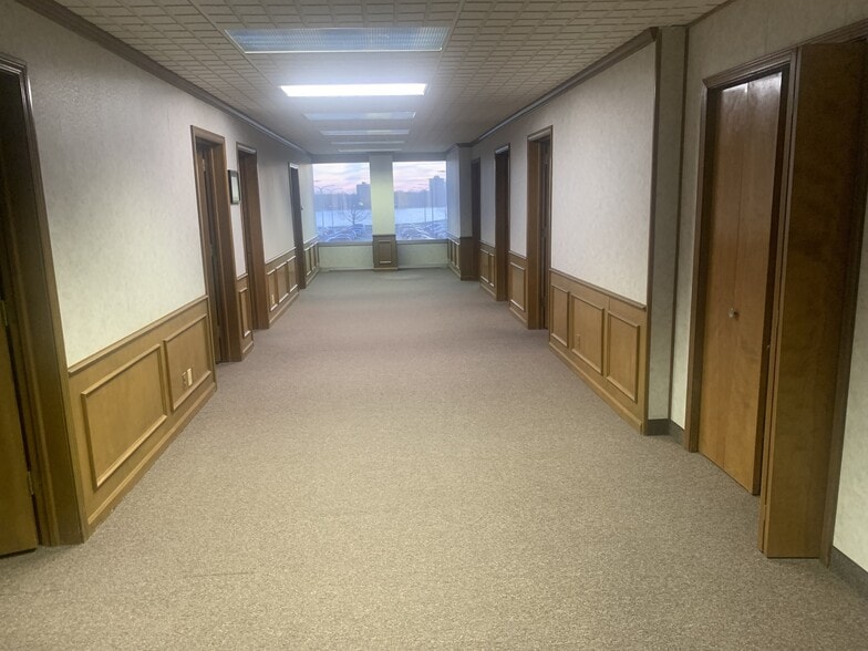 More Photos Of 511 Fort St, Port Huron Office Residential For Sale