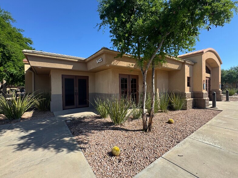 More Photos Of 8422 E Shea Blvd, Scottsdale Medical For Lease