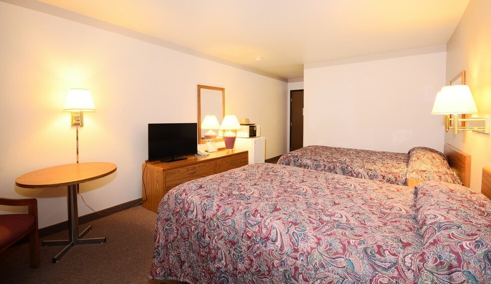 More Photos Of 2100 Fay St, Burlington Hotel For Sale
