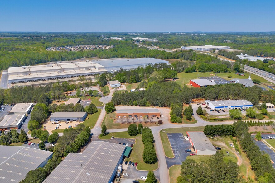 More Photos Of 40 Chamisa Rd, Covington Distribution For Lease