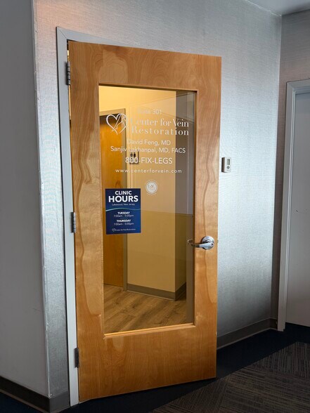 More Photos Of 456 Chestnut St, Lakewood Office For Lease