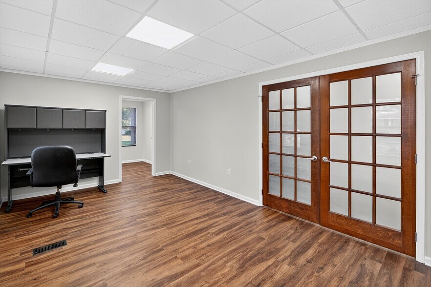 More Photos Of 228 Route 34, Old Bridge Office For Sale