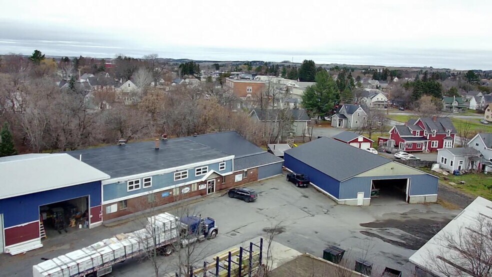 More Photos Of 43 State St, Presque Isle General Retail For Sale