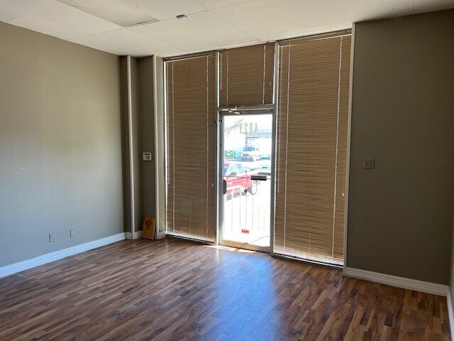 More Photos Of 4821 Top Line Dr, Dallas Warehouse For Lease
