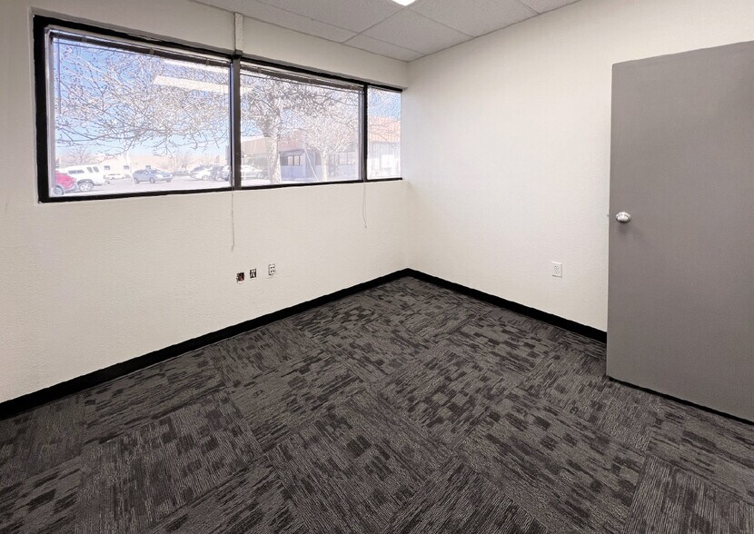 More Photos Of 10510 Research Rd SE, Albuquerque Office For Lease