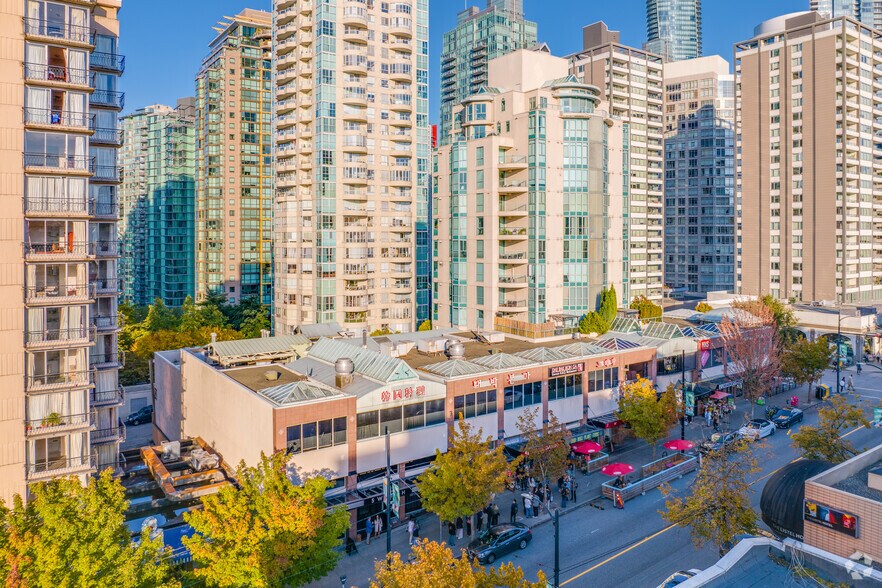 More Photos Of 1301 Robson St, Vancouver Storefront Retail Office For Sale