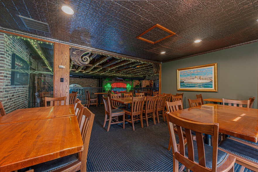 More Photos Of 14410 Coastal Hwy, Ocean City Restaurant For Sale