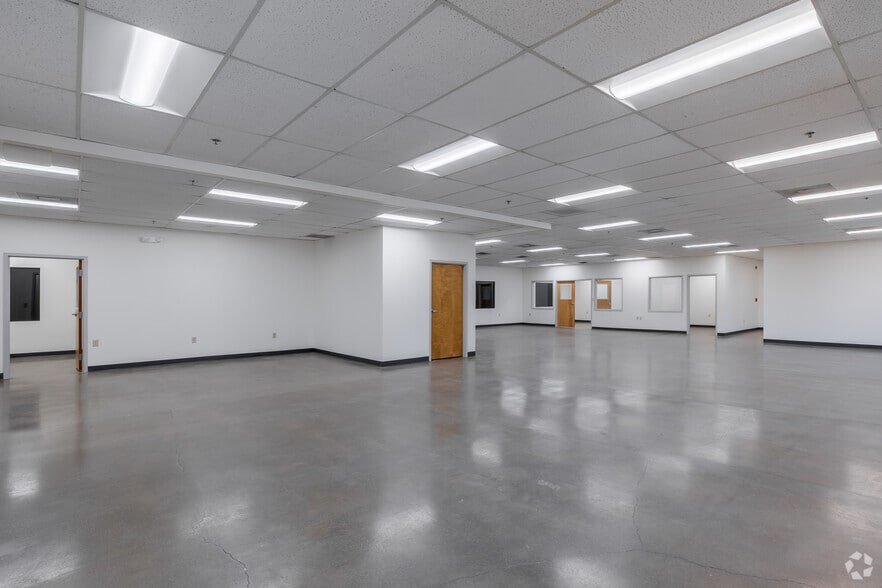More Photos Of 2175 E Park Dr NE, Conyers Distribution For Lease
