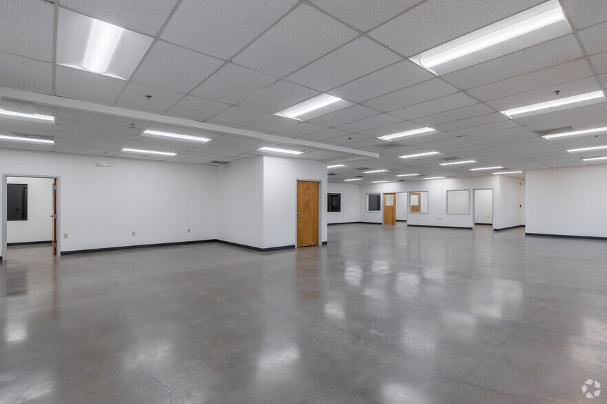 More Photos Of 2175 E Park Dr NE, Conyers Distribution For Lease