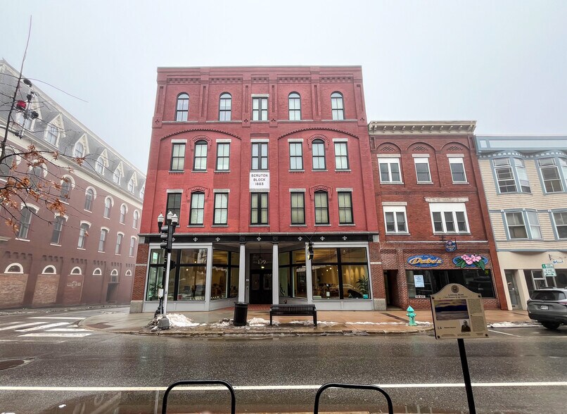 More Photos Of 197 Lisbon St, Lewiston Apartments For Sale