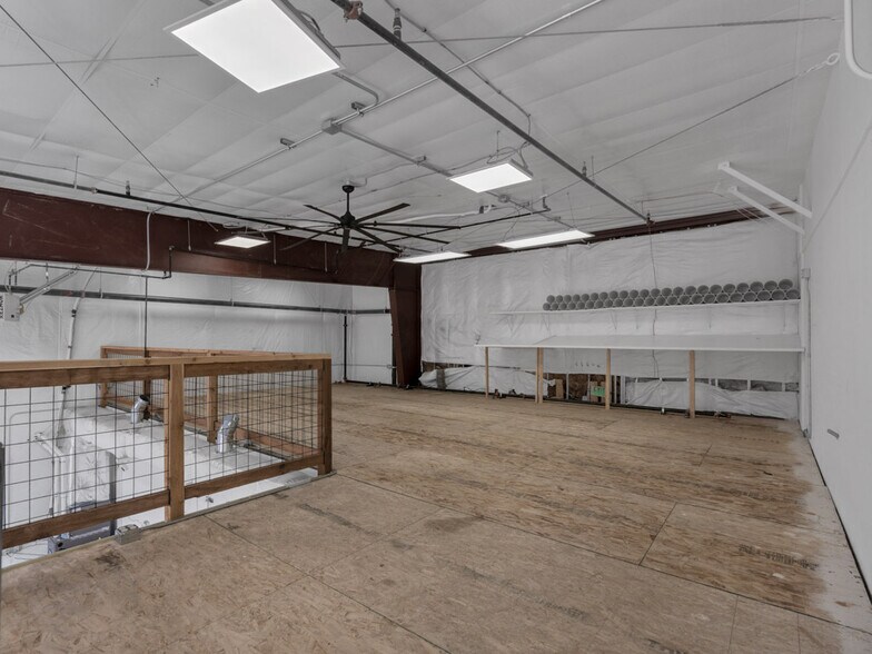 More Photos Of 2801 N US Highway 85, Castle Rock Light Manufacturing For Lease