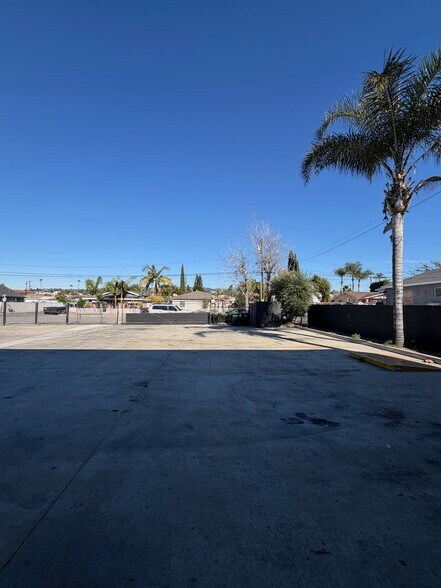 More Photos Of 308 E 2nd Ave, La Habra Service For Sale