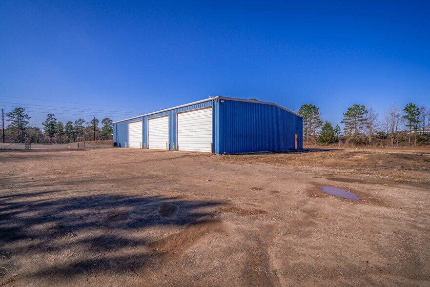 More Photos Of 717 E Loop 281, Longview Industrial For Lease