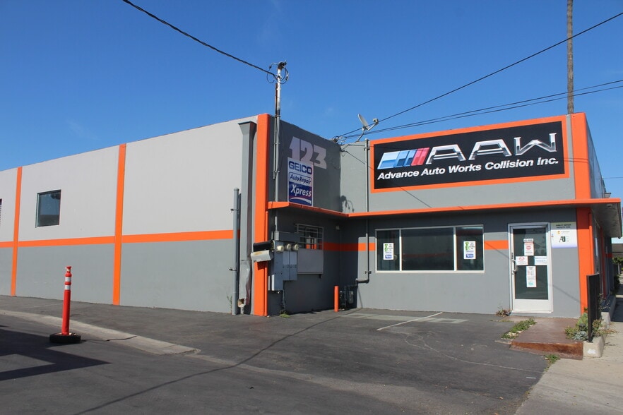 More Photos Of 115-123 E Gardena Blvd, Gardena Service For Lease