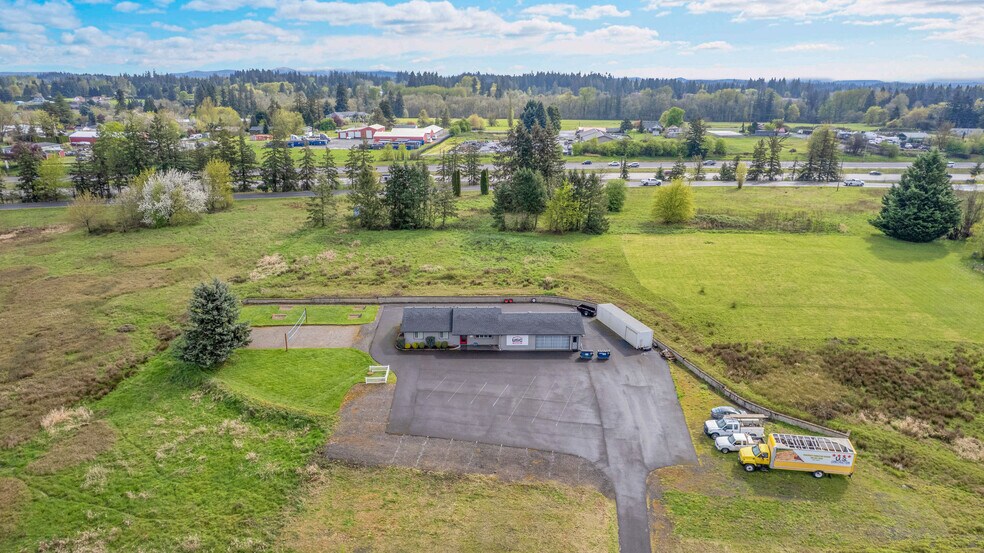 More Photos Of 406 NE 184th St, Ridgefield Office Residential For Lease