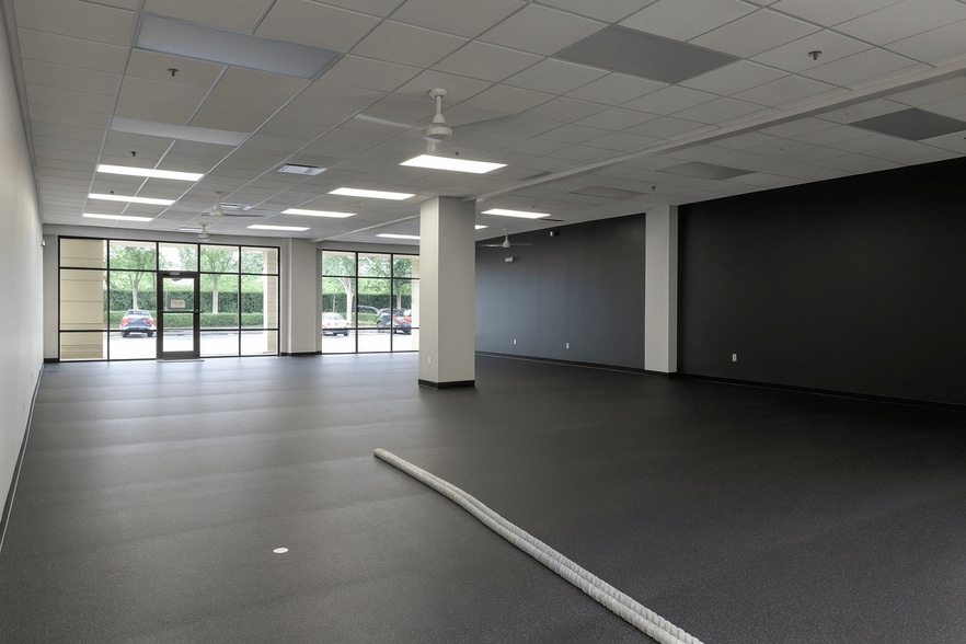 More Photos Of 6735 Conroy Windermere Rd, Orlando Medical For Sale