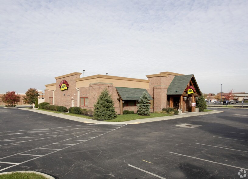 More Photos Of 3939 Morse Crossing, Columbus Restaurant For Sale